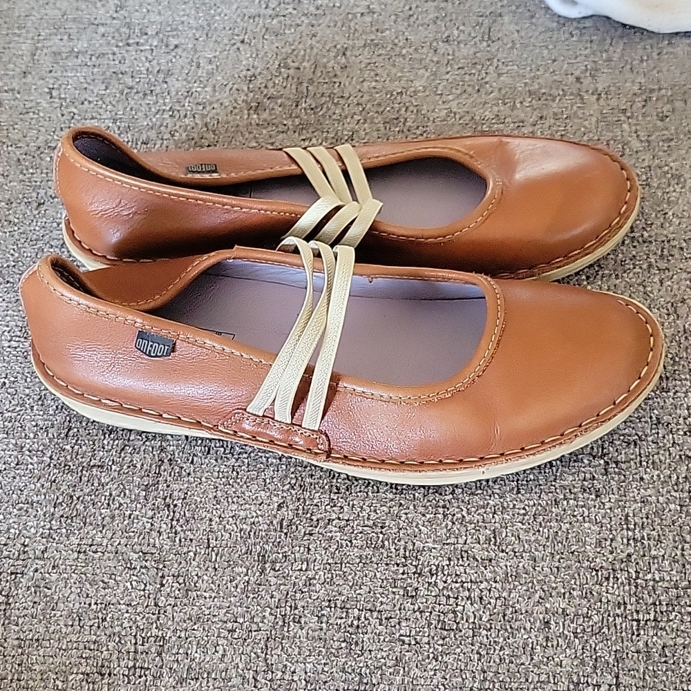 On Foot Shoes
